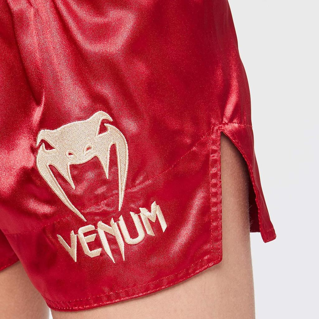 Pantaloni scurți VENUM Muay Thai Clasici (Roșu/Auriu, XL)