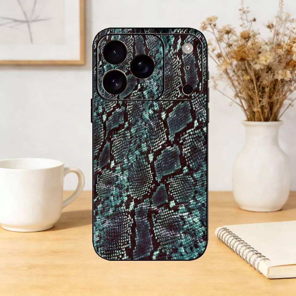 Snakeskin Pattern Art Phone Case Silicone Black Soft For IPhone 17,16,15,14,13,12,11,SE,Plus Pro Max