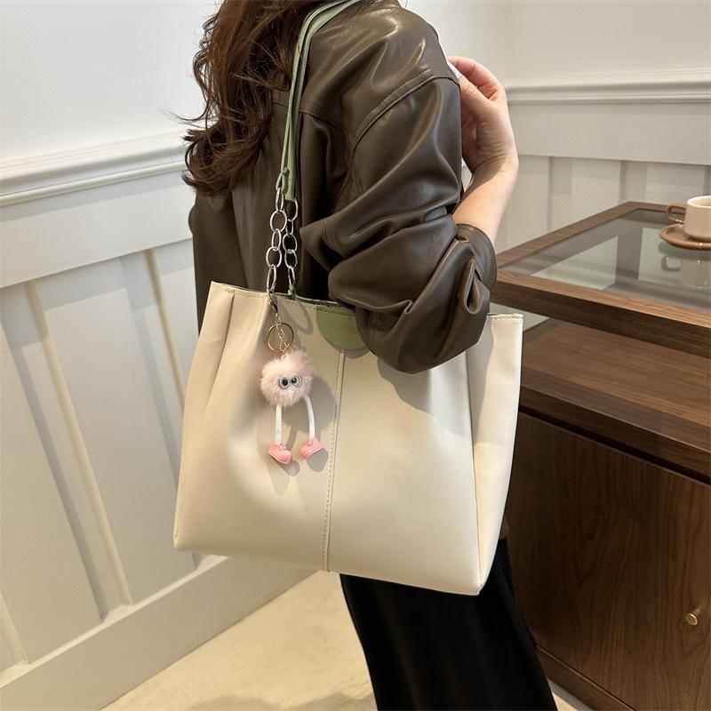Class Bag Women's Large Capacity 2025 New Summer Popular Versatile Shoulder Bag College Student Commuter Tote Bag
