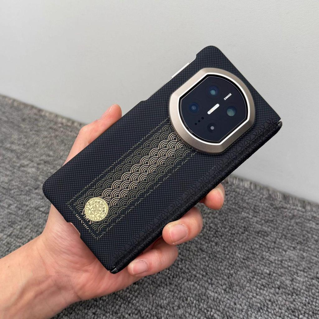 Huawei MateX7 Magnetic Case - Thin, Lightweight Carbon Fiber Texture with Central Axis Hinge Protection, Collector's Edition.
