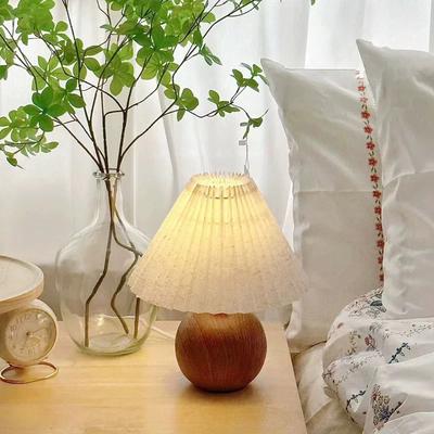 Lampy – Stolní lampy