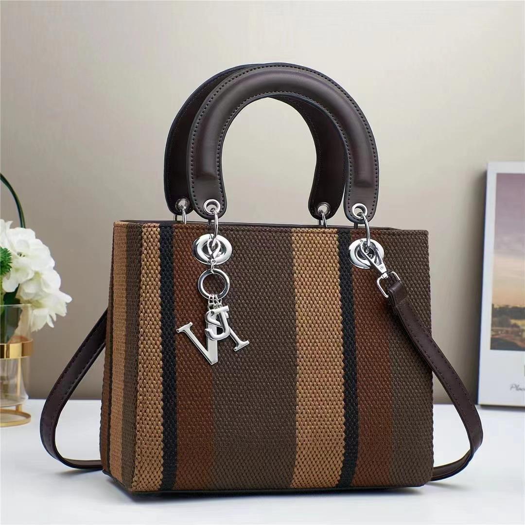 

The New Patchwork Color-blocking Women s Handbag Is Versatile and Exudes A Sense of Luxury. The Large-capacity Single-shoulder Crossbody Bag Is Trendy .