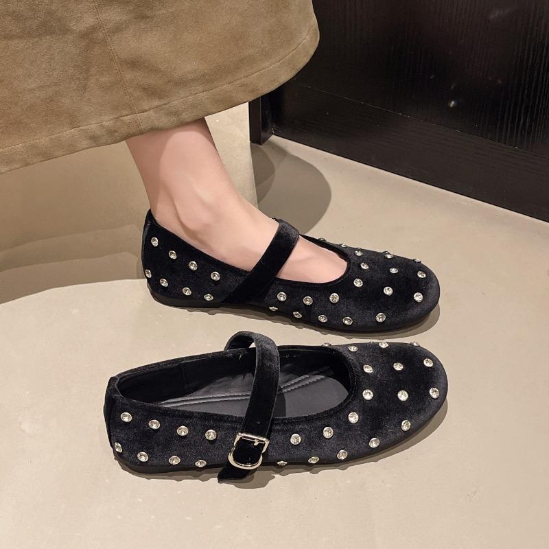 

Модные классные балетки с золотыми заклепками, женские туфли из искусственной замши с металлической пряжкой на низком каблуке, нескользящая мягкая подошва, туфли Мэри Джейн 40 чёрный