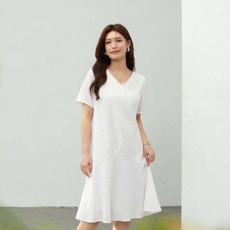 

[Fog Listening Style] Oruo Style V Neck Texture Holiday Dress Qlx Plus Size Plus Size Ladies Summer Clothing New Arrival Off-White* 4XL