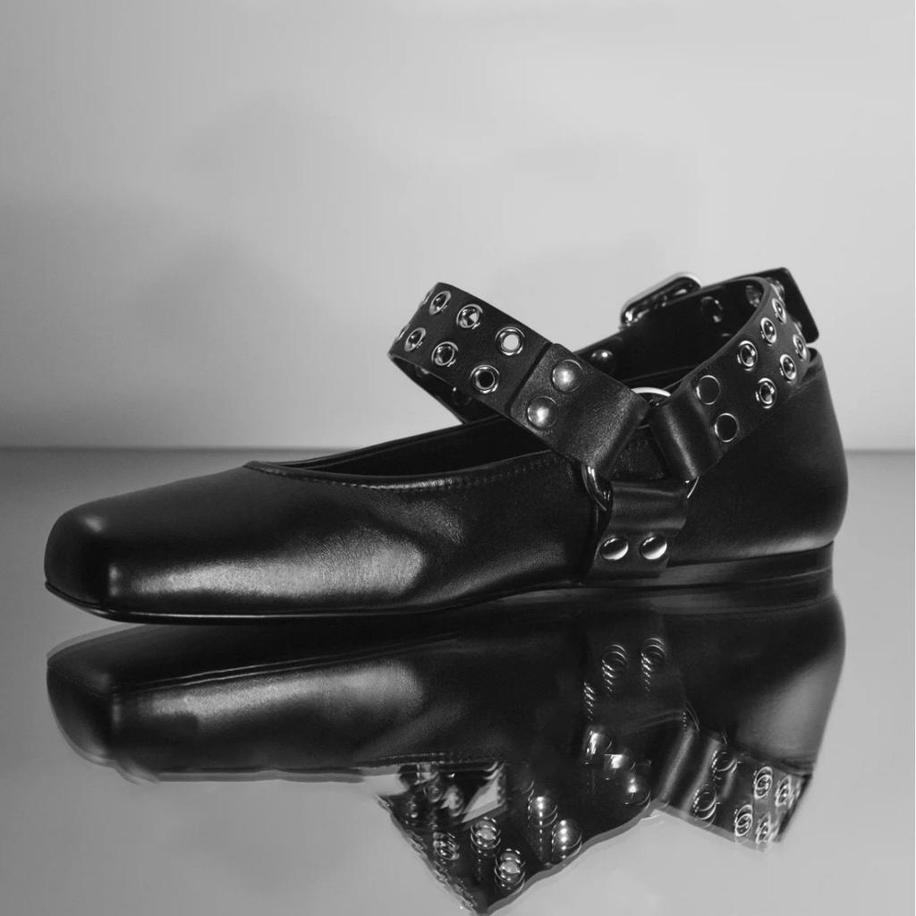 Leather Rivet Belt Buckle Square Head Shallow Mouth Flat Bottom Ballet Shoes Women's 2025 Spring Small Leather Shoes Mary Jane Single Shoes