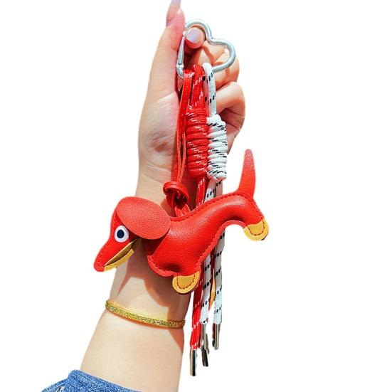 

Keychain Pendant Imitation Leather Dachshund Shape Key Chain with Heart-Shaped Metal Buckle Braided Rope Bag Charm Accessory