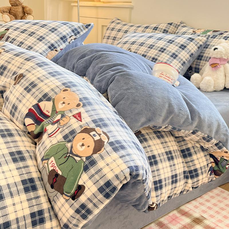 Thickened Milk Fleece Four-Piece Set, Coral Fleece Bed Sheet Quilt Cover, Fleece Three-Piece Set, Bedding.