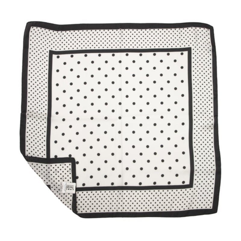 

The GREEN Lab Classic Dot Scarf (DOT WHITE) DOT WHITE