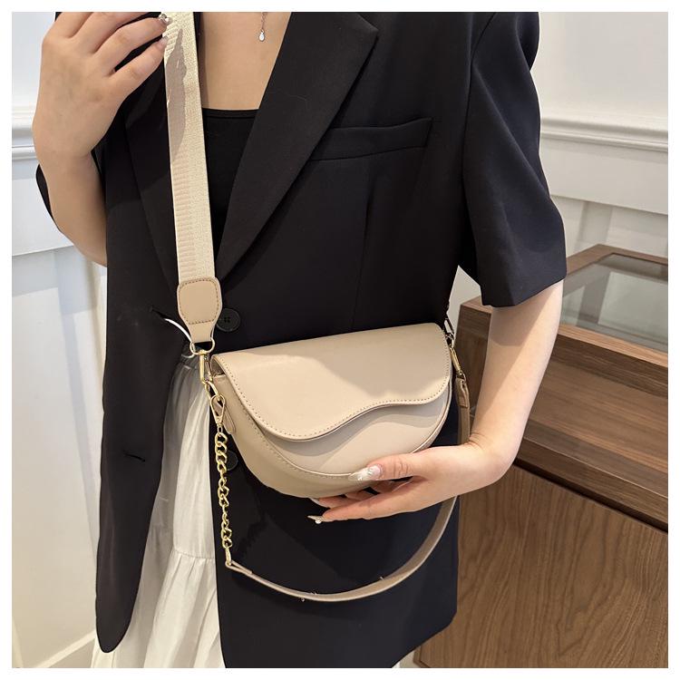2024 Spring Women's Semicircular Chain Saddle Bag - Wide Strap, Crossbody, Fashionably Casual