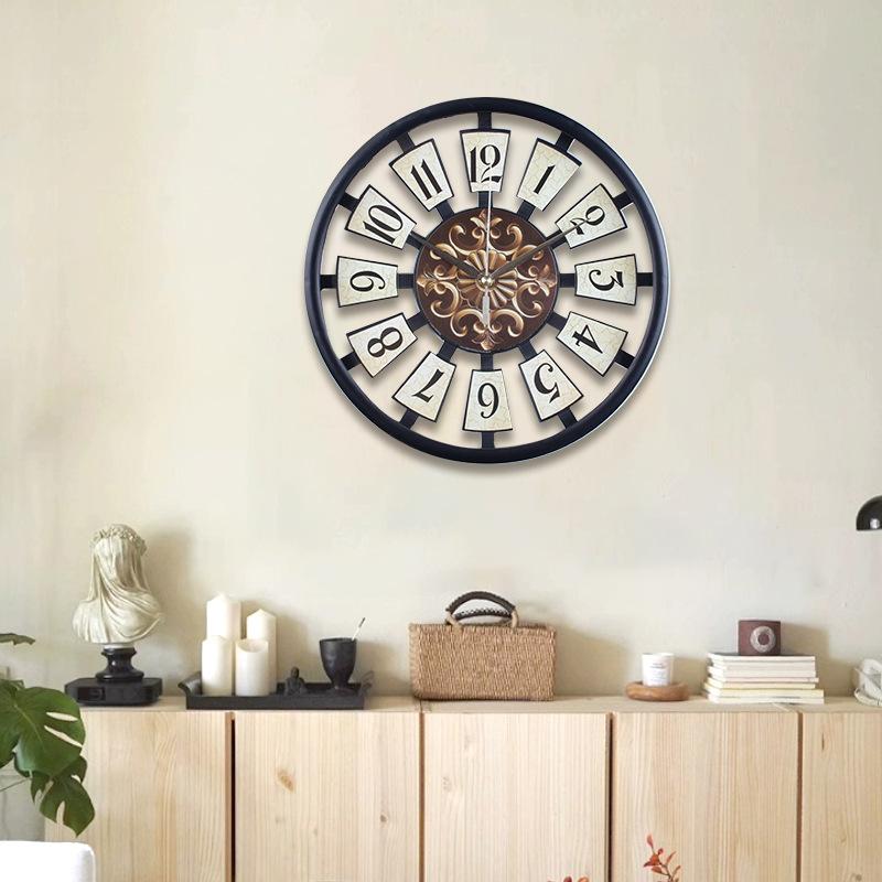 Rural Industrial Style Creative Large Clock Retro Silent Wall Clock Living Room Simple European Antique Wall Clock