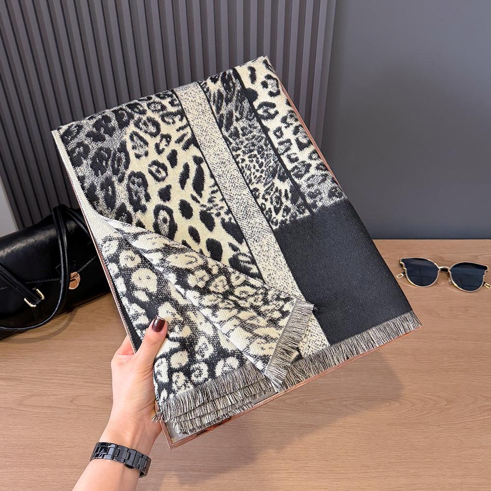 Luxury Butterfly Print Faux Cashmere Scarf: Warm, Stylish Color-Block Shawl for Women, Perfect Winter Neck Warmer