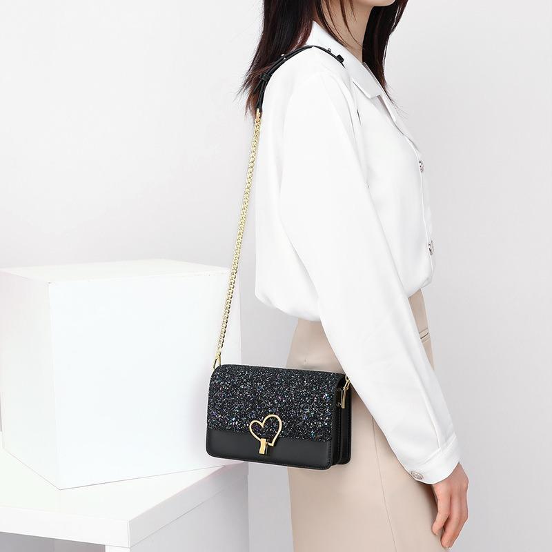 Bag new bag women's bag chain messenger bag fashion high sense autumn and winter popular shoulder bag luggage