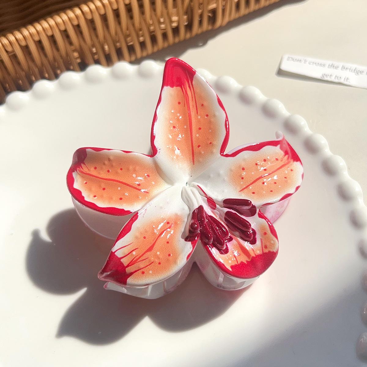 

Красочный цветок плюмерии Фиксированная резинка для волос Краб Зажим-коготь для волос для женщин Девушек Темпераментные аксессуары для волос Инструмент Заколка Головной убор