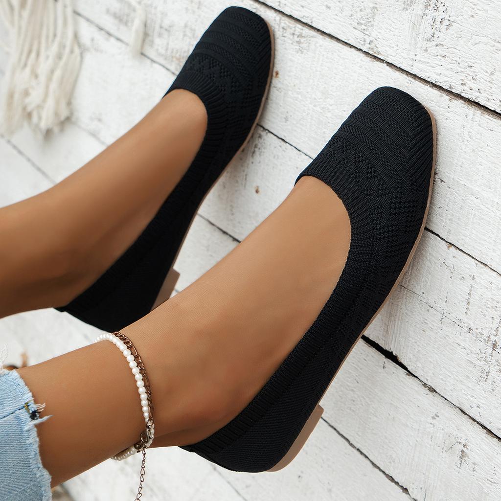 Versatile 2025 summer casual and comfortable Versatile spring and summer new breathable fly-woven one-pedal soft-soled women's single shoes