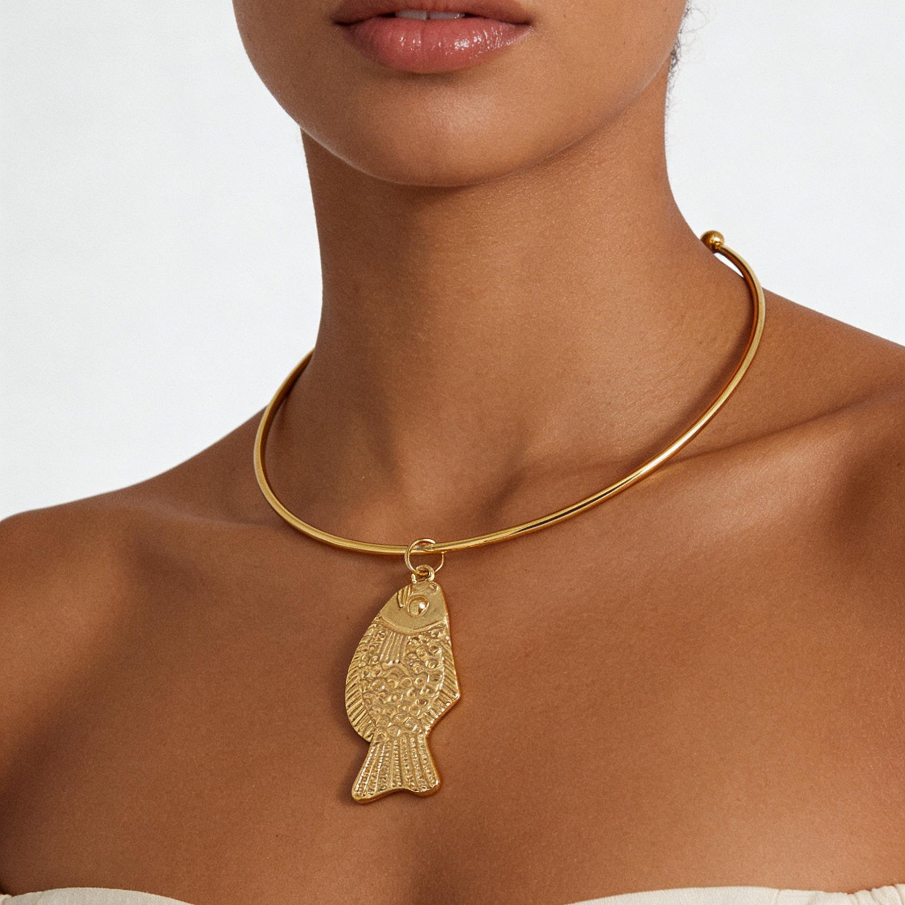 Simple Summer Beach Vacation Ocean Wind Fish Pendant Necklace Simple Women s Collar Fashionable