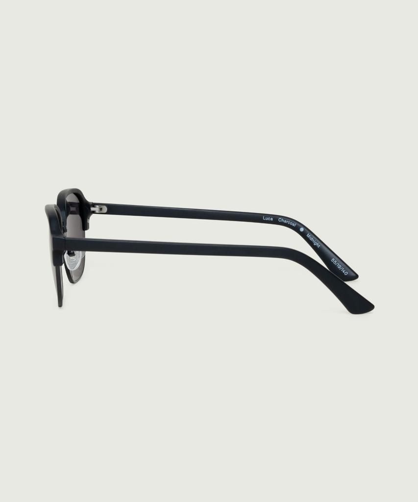 Sseoniseuseutyudio Luca Charcoal Midnight