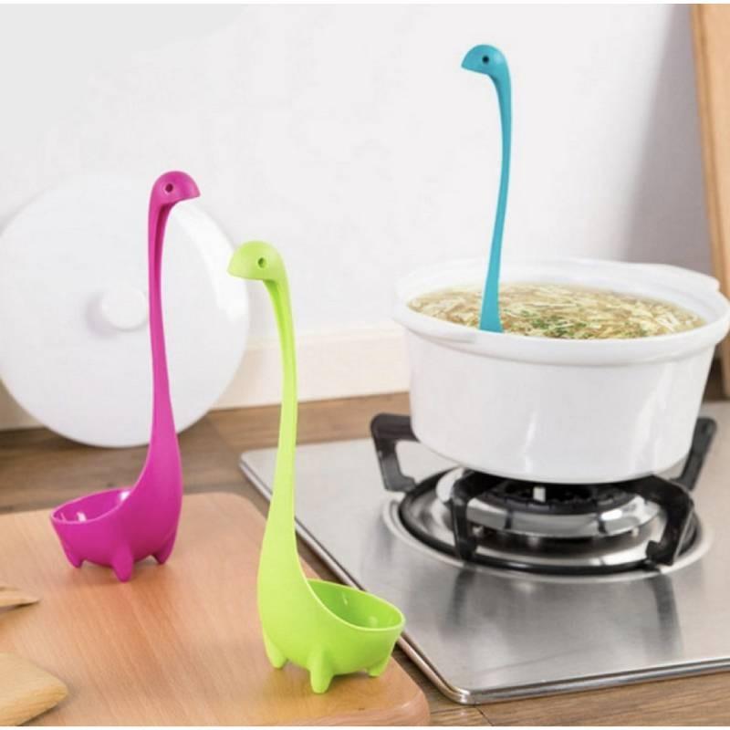 Versatile Plastic Long Handle Soup Spoon Set Ideal For Kitchen And Dining Use