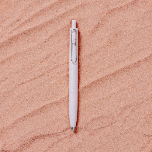 Mitsubishi Pencil Gel Ballpoint Pen Uniball One F 0.5 D Pink UMNSFT05D.13