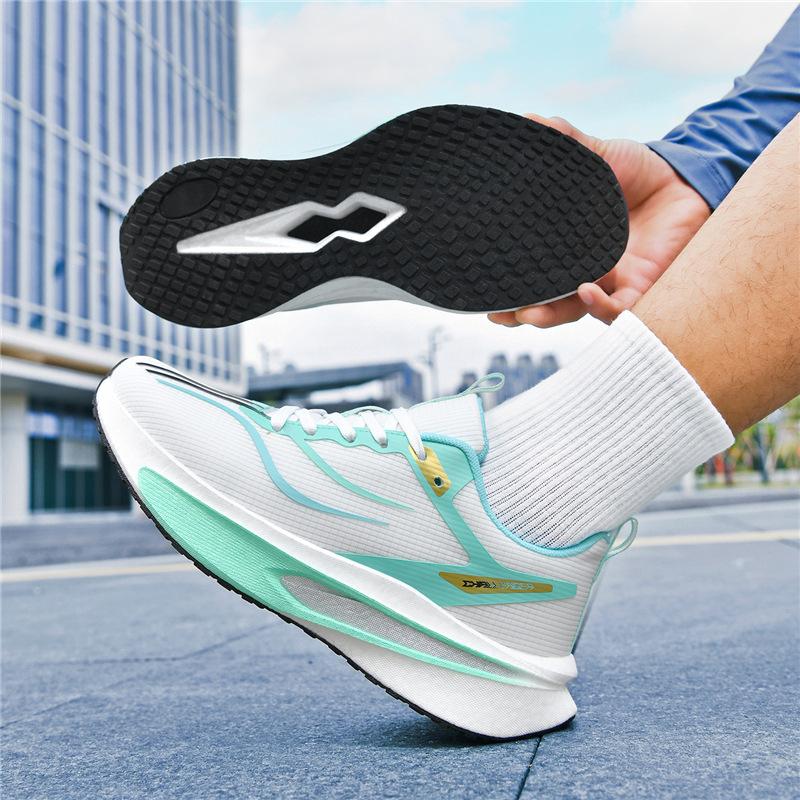 Parent-child low-top casual shoes outdoor real explosive carbon board cushioning rebound sports running shoes