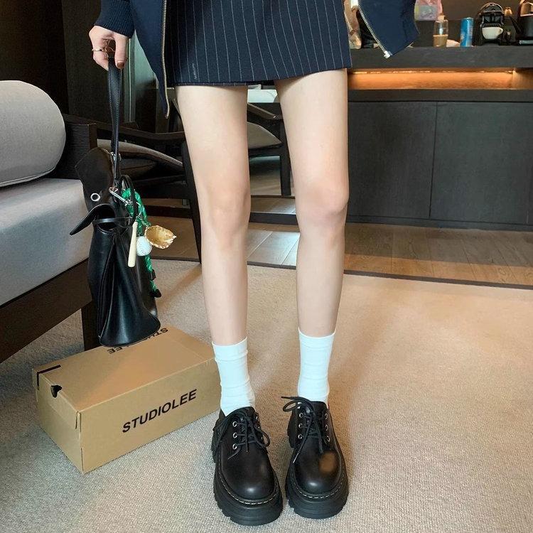 [Armano] Britische Schnür-Plateau-Derbyschuhe mit dickem Absatz, runde Spitze, kleine Lederschuhe, Damen Herbst-Neumodelle