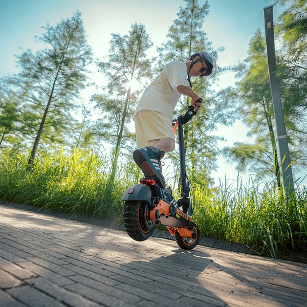 KuKirin G3 1200W Foldable Electric Scooter 52V18Ah Battery 63KM Range 50km/h 10-Inch Off-Road Tire IP54 E-Bike