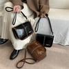 Spring new model, retro texture shoulder bag women's versatile messenger bag fashion temperament commuter small square bag
