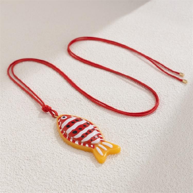 Handmade Casual Beach Jewelry Accessory Artistic Crafted Surfer Neckwear Adjustable Neck Chain Jewelry with Fish Pendant