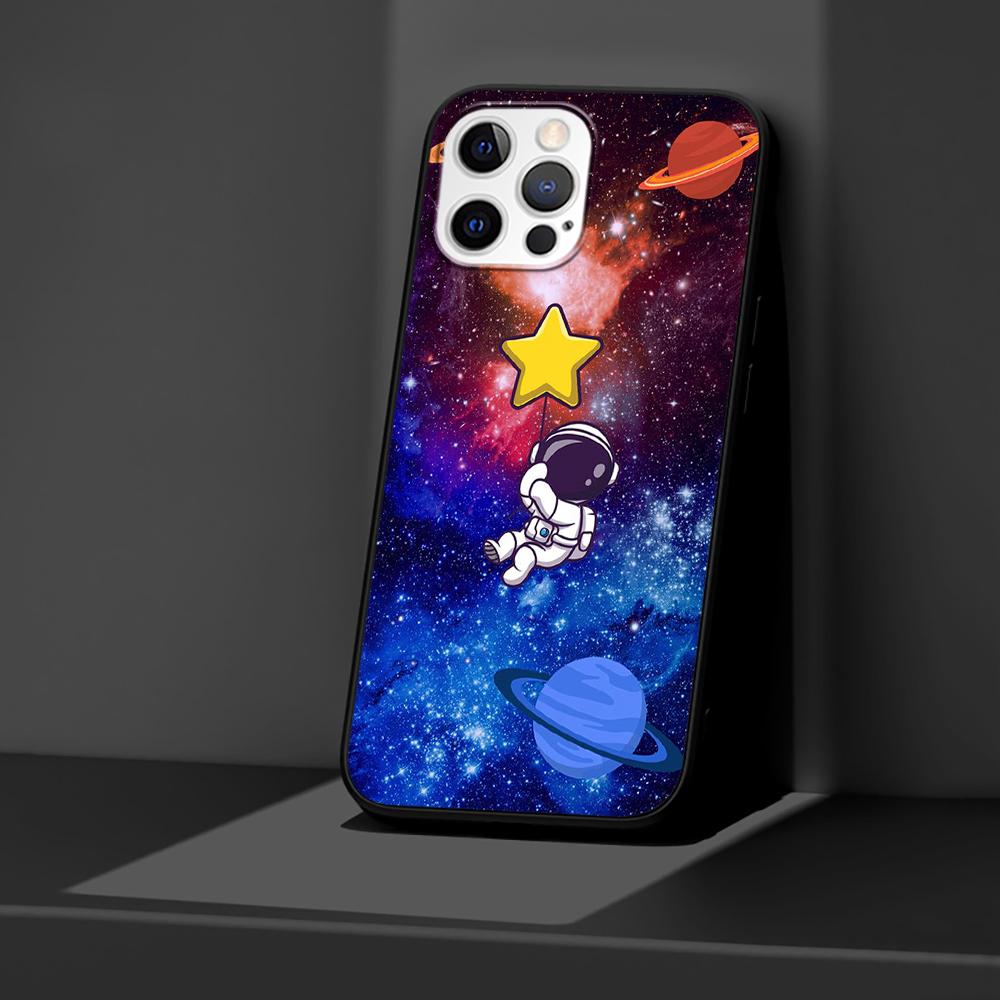 Cartoon Cute Astronaut Case for Apple iPhone 14 11 13 12 Pro Max XR 7 8 + SE 2020 XS 6 6s Plus 5 5s Black Silicone Phone Cover