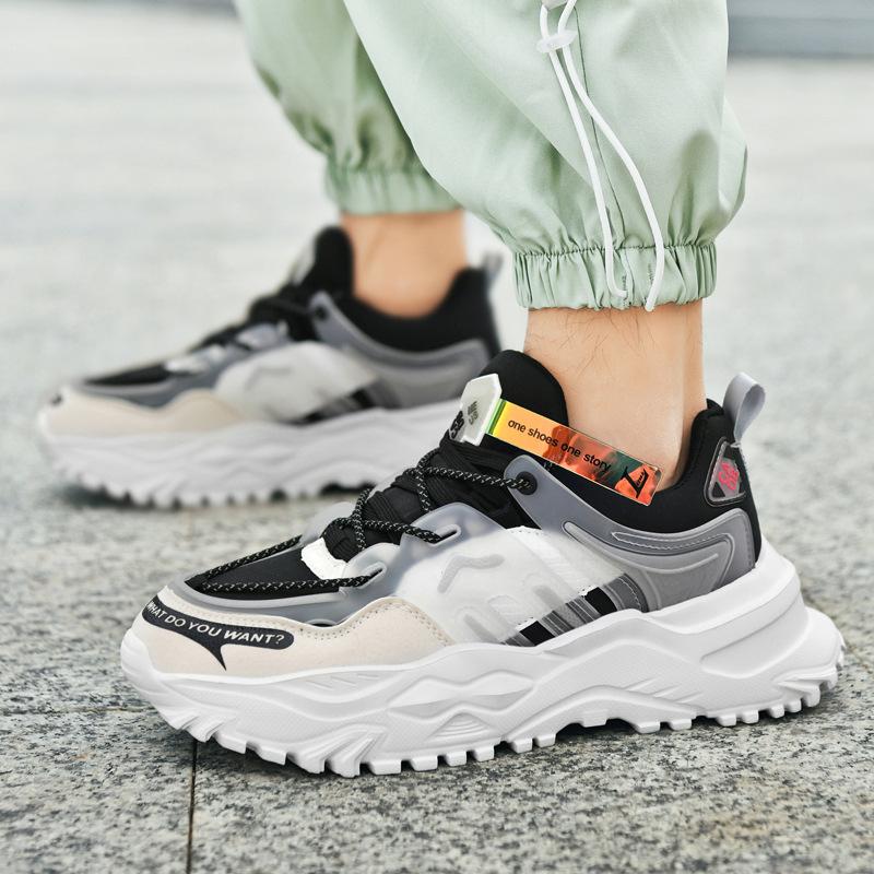 Le scarpe da ginnastica da papà di taglia grande sono traspiranti e rialzate in estate. Scarpe per piedi versatili con suola spessa ammortizzanti anti-urto