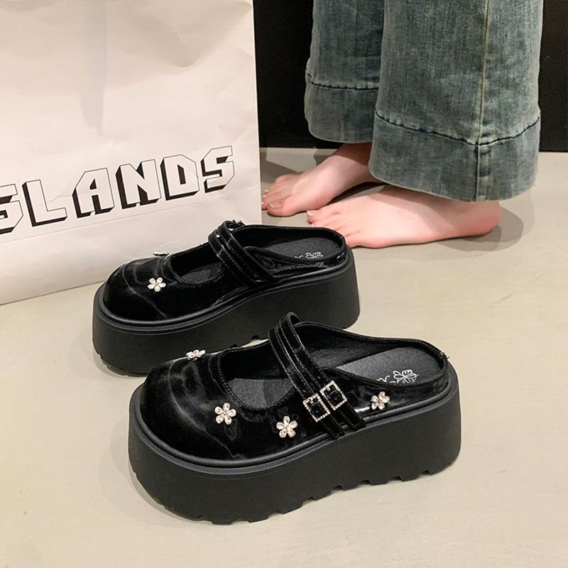 

Туфли Мэри Джейн на толстой подошве с платформой женские туфли 2025 новые маленькие двойные ремешки стразы лакированная кожа увеличивающие рост полушлепанцы женские 40 чёрный