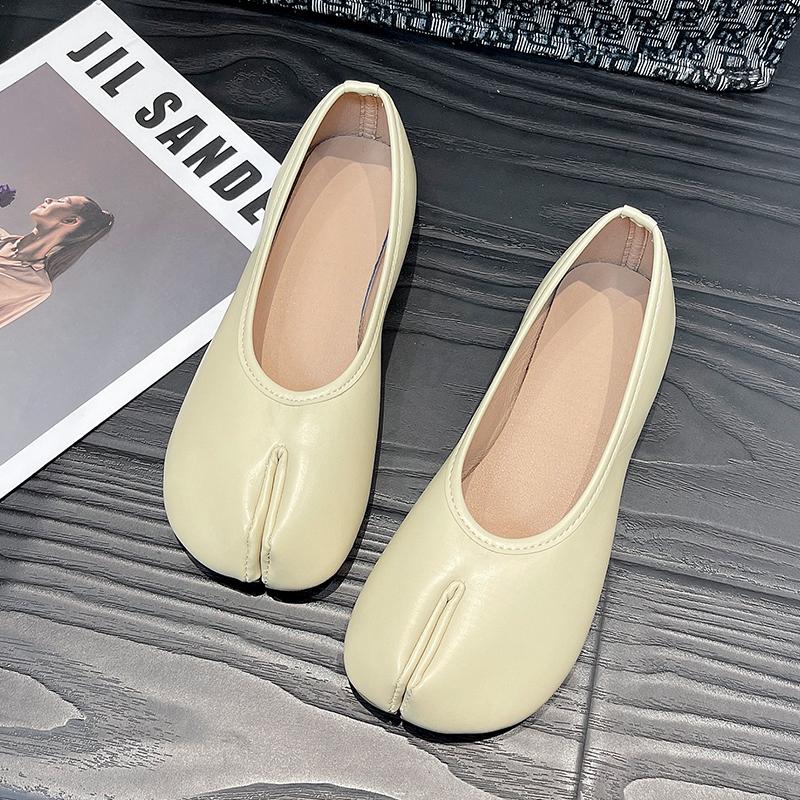 Ninja Shoes Woman Microfiber Leather Comfy Flats Split Toe Slippers Soft Bottom Loafers Brief Ladies Moccasins 2026