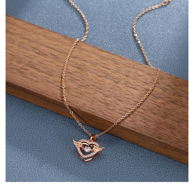 Fashion Simple Heart Wing Titanium Steel Clavicle Necklace Women