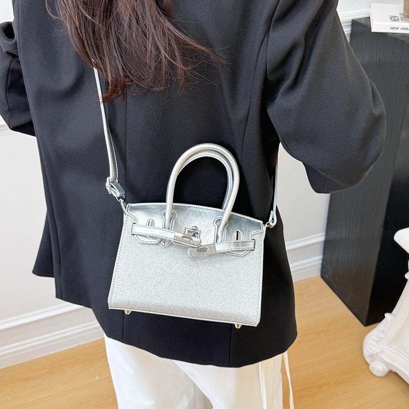 New Fashion High-end Sense Contrasting Platinum Bag Portable Shoulder Crossbody Trendy Women's Bag