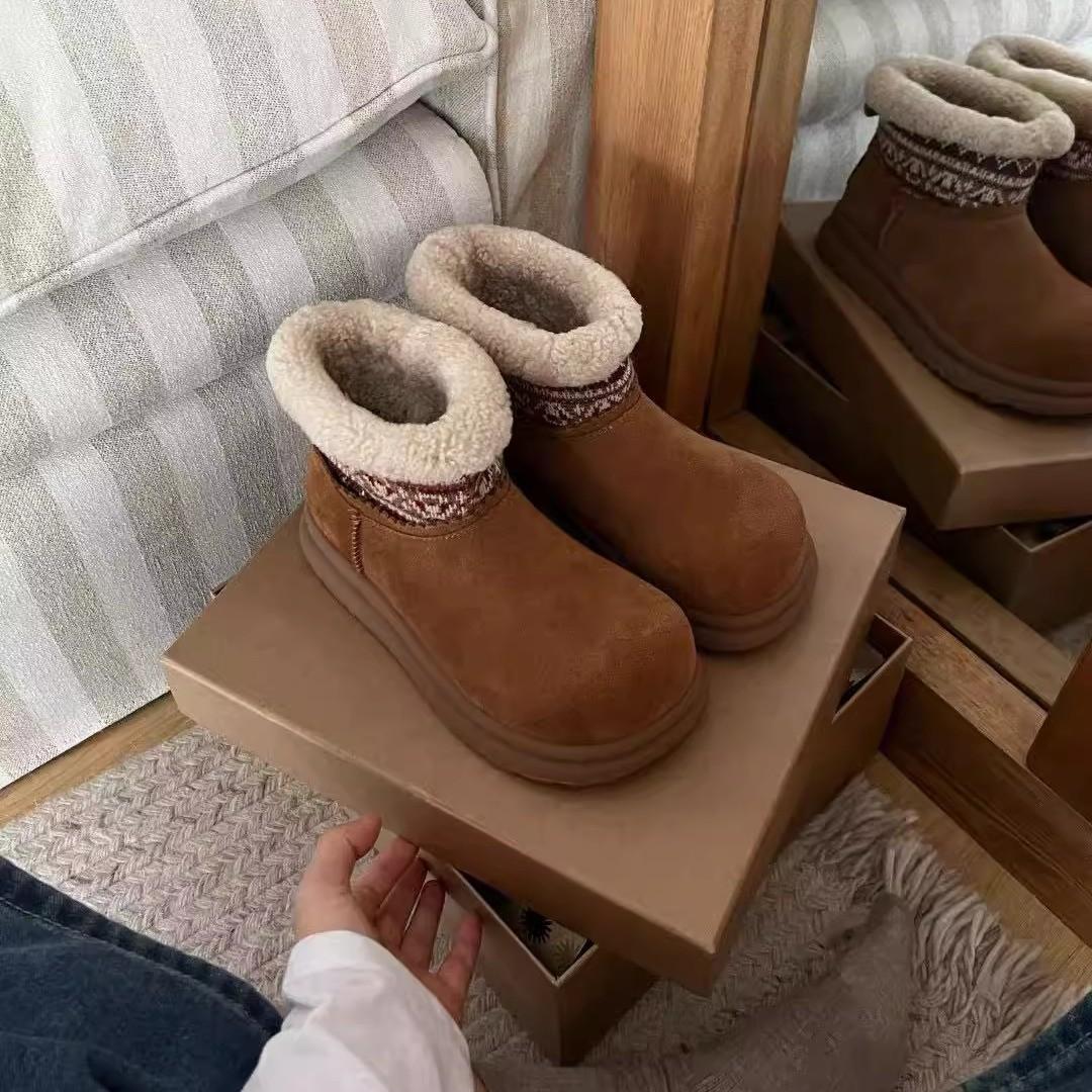 

Женские зимние теплые ботинки большого размера на мягкой подошве с увеличением высоты, с мехом, противоскользящие, для снега, на подкладке, ботильоны, спортивные хлопковые ботинки для улицы 35