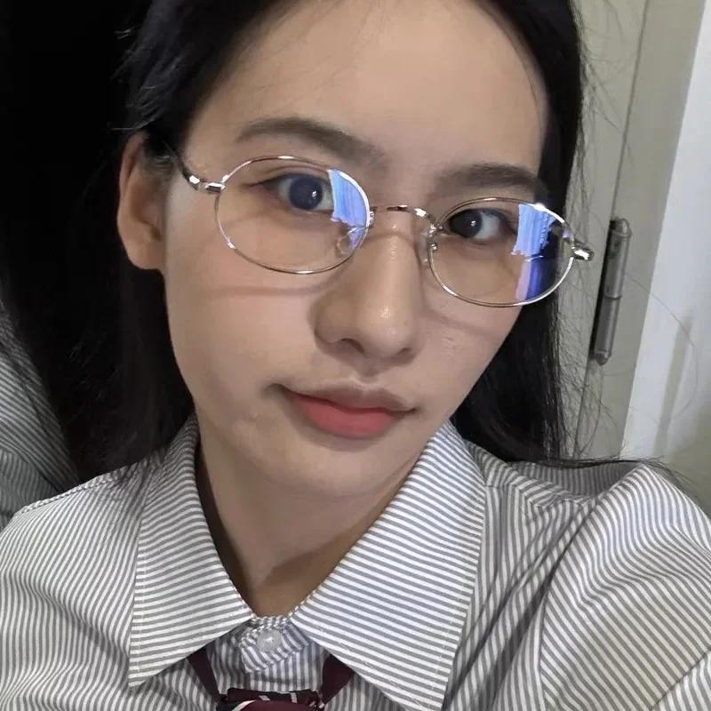 Y2K Retro Oval Round Glasses Frame for Women Men Ultra-Light Metal Ins Glasses Vintage Eye Protection Optical Full Rim Glasses