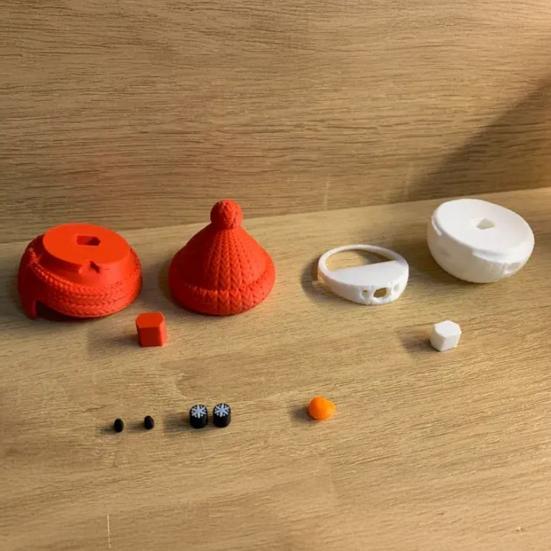 3D Printed Snowman Ornament DIY Assembly Mini Textured Snowman Figurine Tabletop Snowman Decoration for Home Office Desk Christmas