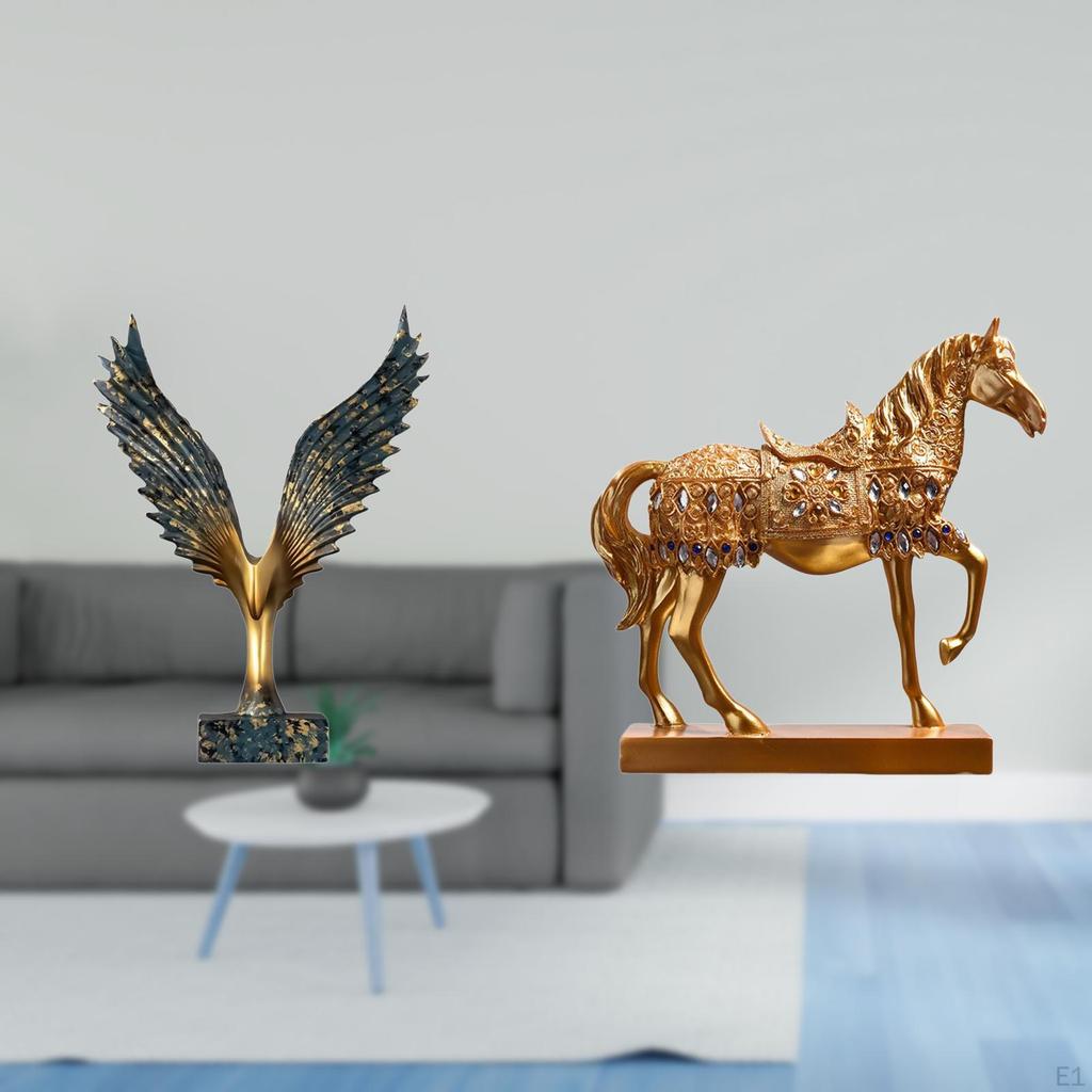 Resin Spreading Wing Horse Statue Sculpture Feng Shui Ornament Decorative Animal Figurine Engraved