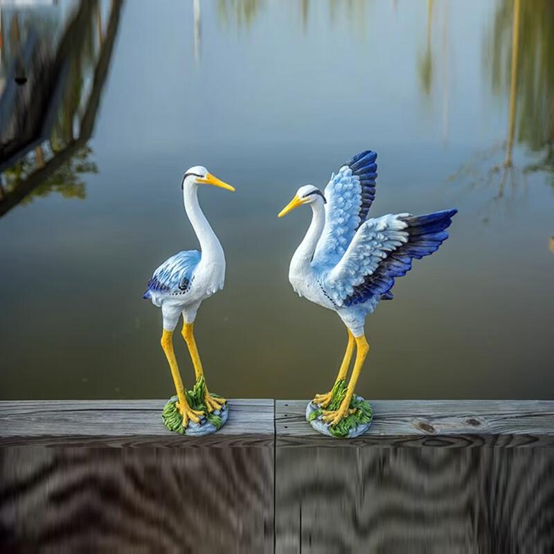 JNL Outdoor Resin Crane Sculpture Ornament