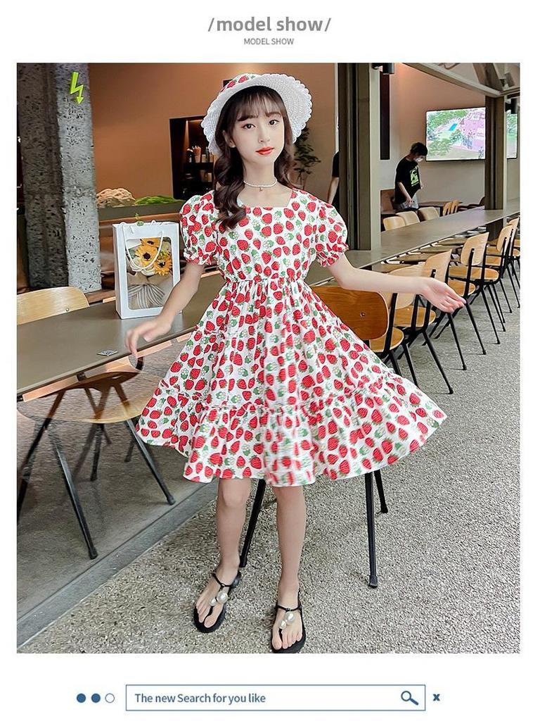 Strandkleid im Western-Stil mit Blumenmuster für Mädchen – Sommer-Erdbeerprinzessin-Design