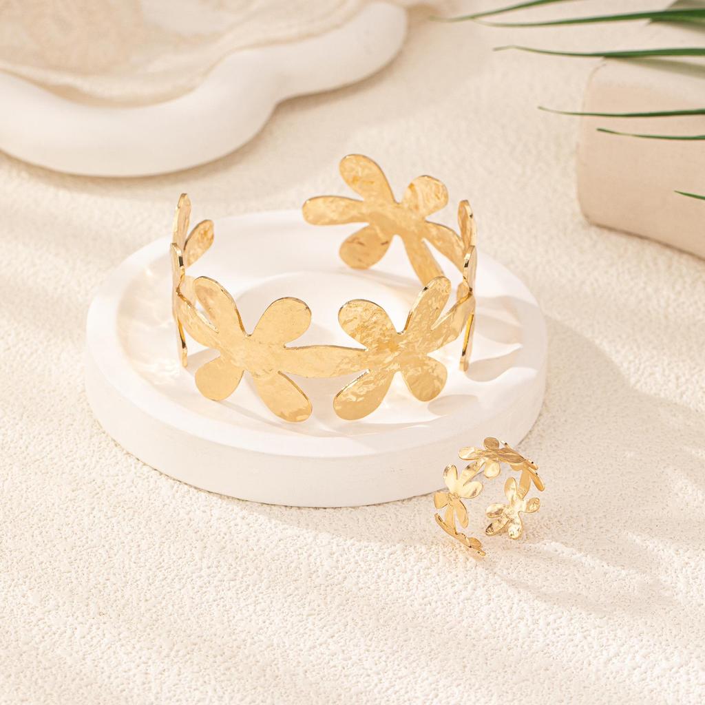 French Retro Flower Bracelet & Ring Set for Women