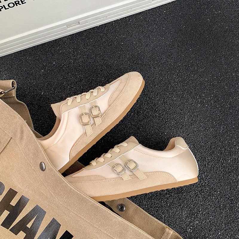 

2025 новые немецкие тренировочные кроссовки женские туфли летние дышащие сетчатые повседневные туфли универсальные на плоской подошве с мягкой подошвой ретро одинарные туфли женские туфли 40 абрикосовый