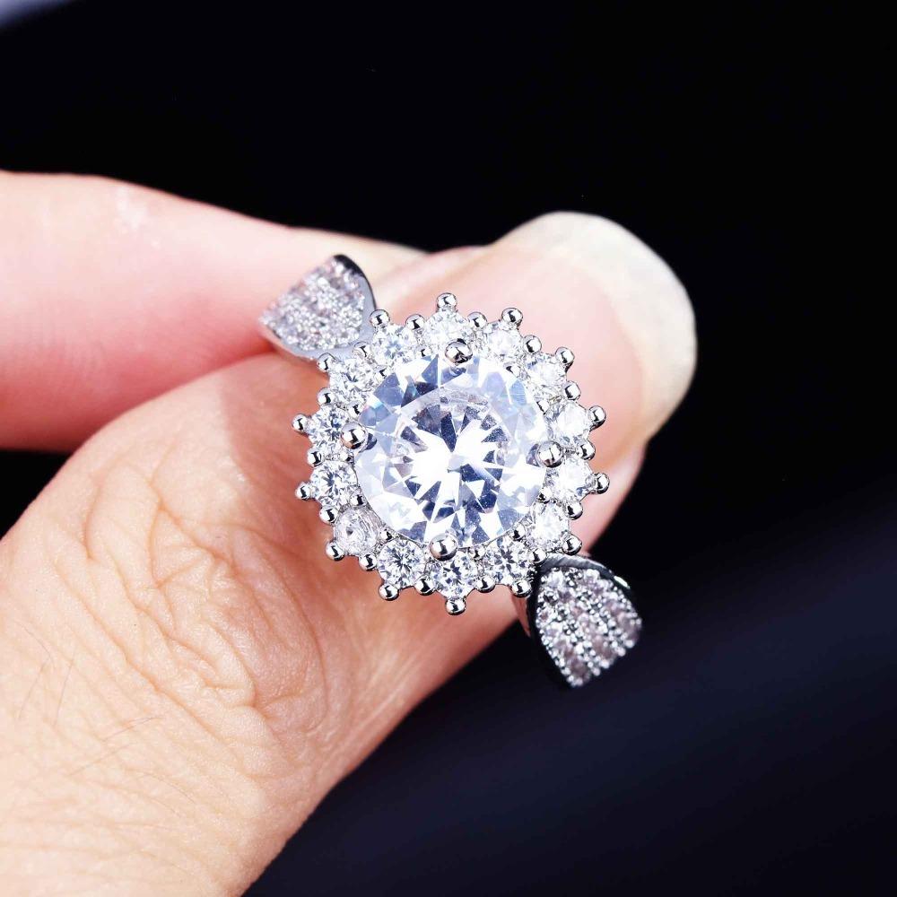 Sparkling Micro Pave Zirconia Ring Women Fashion Wedding Band Jewelry Accessories