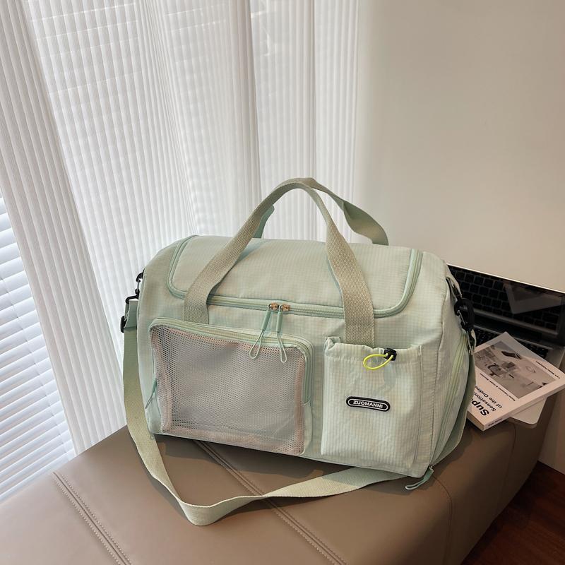 

Large Capacity Travel Fitness Bag Waterproof Portable Sports Duffel Bag for Men Short Distance Workout Handbag