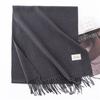 Sciarpa da Donna in Finto Cashmere Tinta Unita con Frange Morbida Calda Stola Avvolgente per Autunno Inverno Outfit Quotidiano Casual