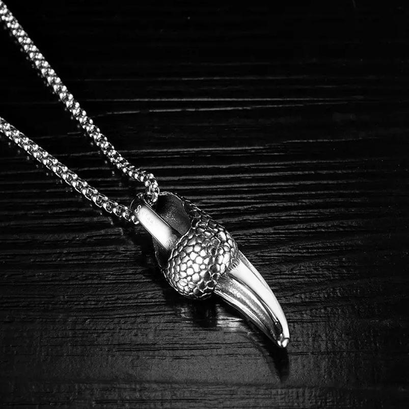New Necklace Domineering Men's Eagle Claw Retro Pendant