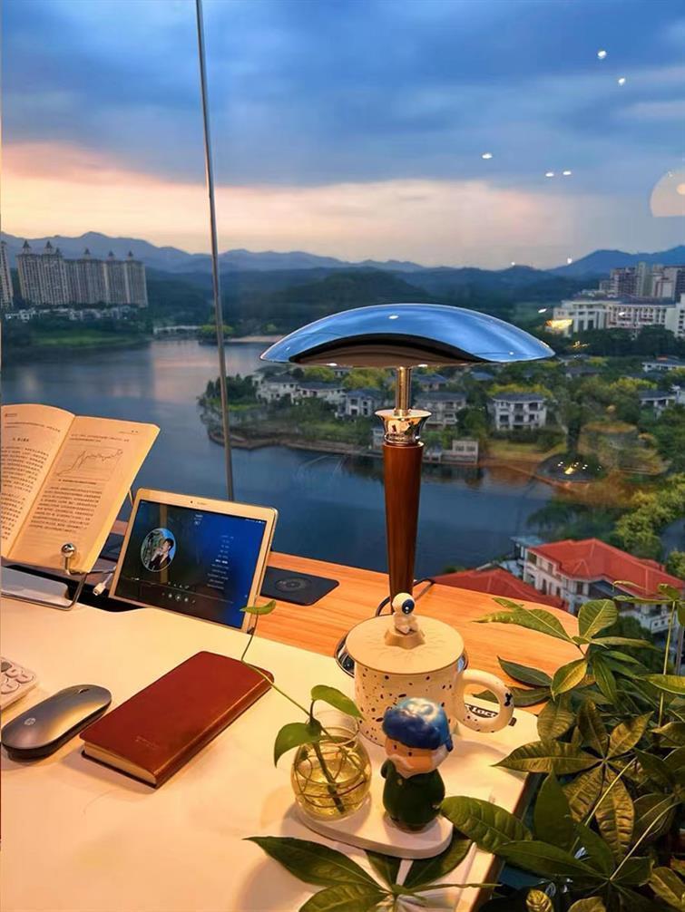 Vintage American Bauhaus Solid Wood Table Lamp for Living Room, Study, Bedroom, or Bedside - Simple Retro Decor.