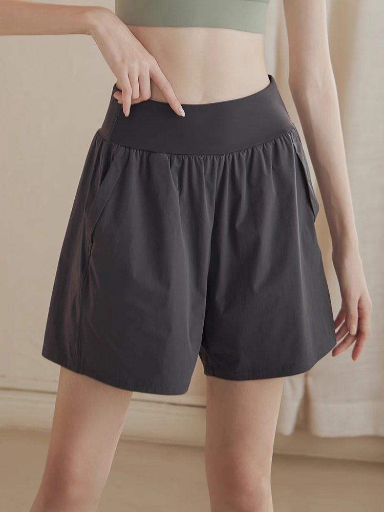 Women's Plus Size Quick Dry High Waist Sports Shorts - Summer Outerwear, Loose Fit, Running Capris.
