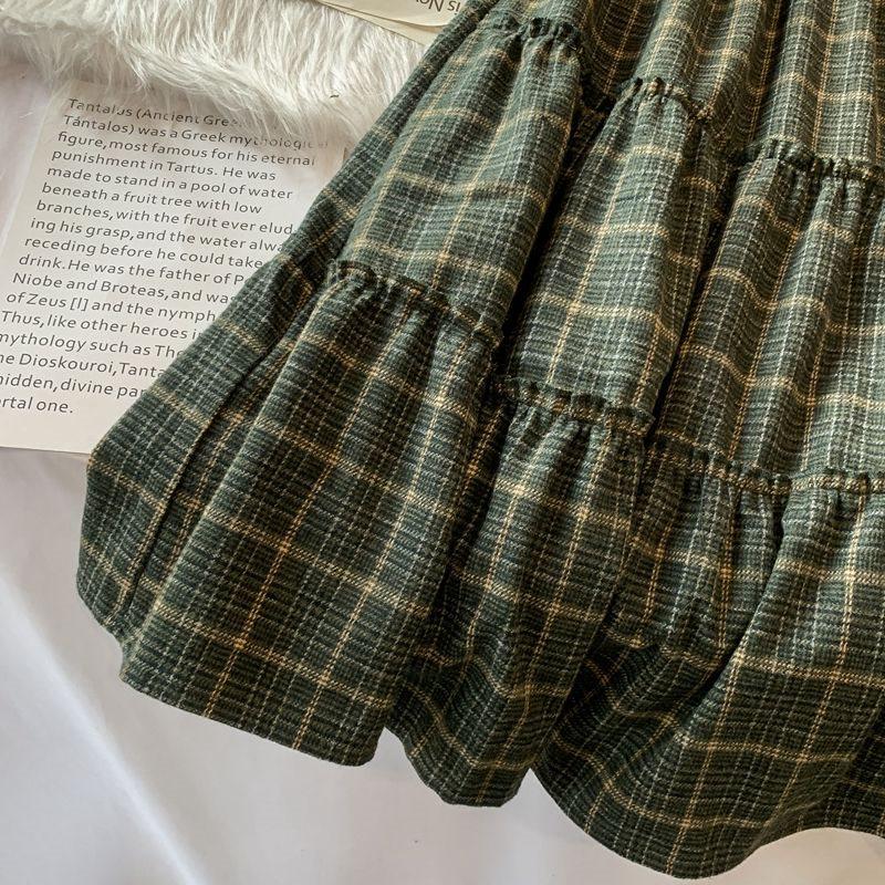 Retro Plaid Wool A-line Skirt: High Waist, Versatile, Mid-length for Autumn/Winter