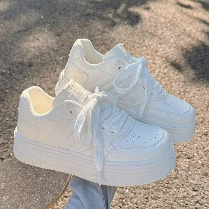 

Молочно-белые маффины на толстой подошве, маленькие белые туфли, детские новые осенние нишевые универсальные повседневные хлебные туфли, увеличивающие рост кеды на платформе 40 белый