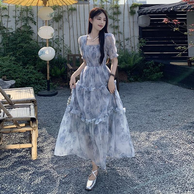 Retro square collar floral dress women's summer new super fairy Mori waist thin fungus edge long skirt